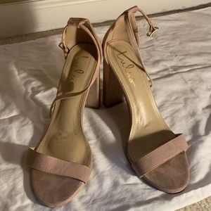 Lulu high heeled sandals 👡